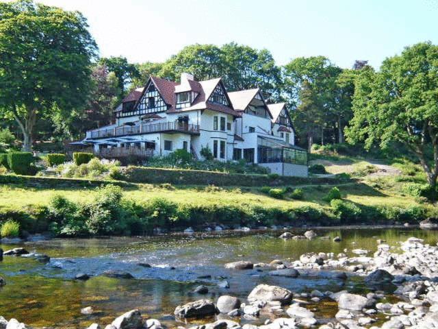 Craig-Y-Dderwen Riverside Hotel Betws-y-Coed Exterior photo