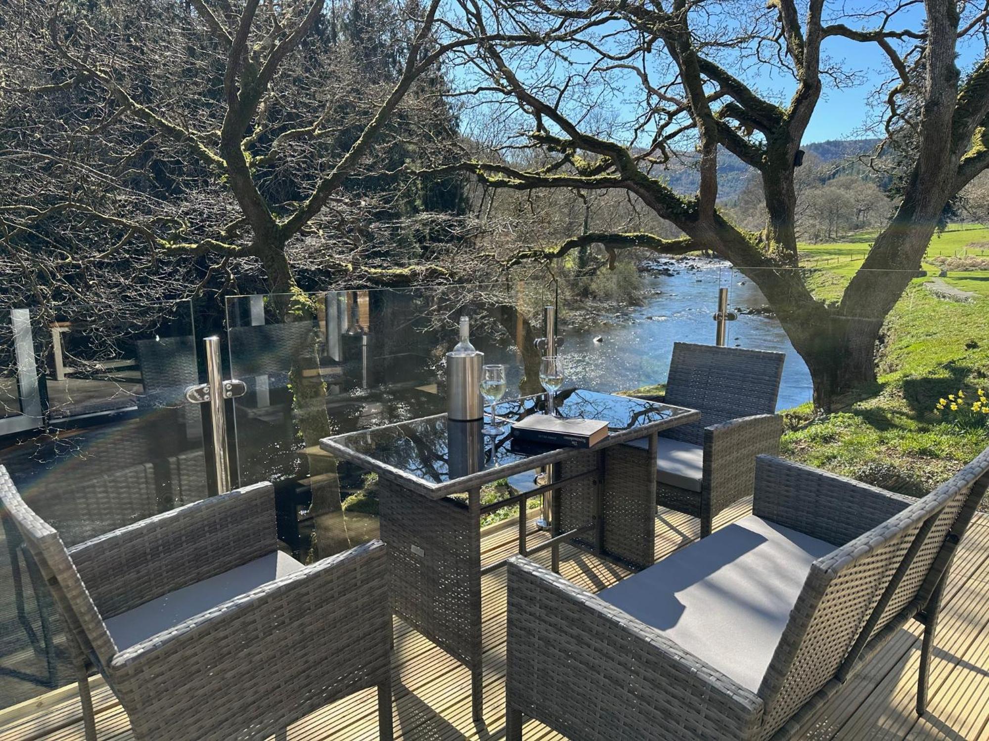 Craig-Y-Dderwen Riverside Hotel Betws-y-Coed Exterior photo